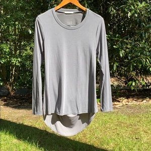 Le Lis Top with open back